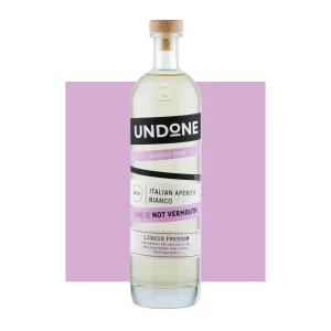 Ein Flasche Undone No. 8 This is not vermouth